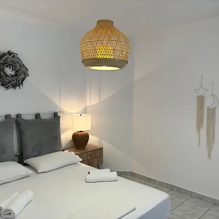 Отель Chrysa House Камараи