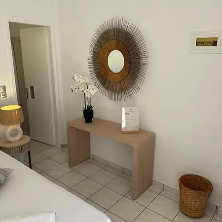 Отель Chrysa House Камараи