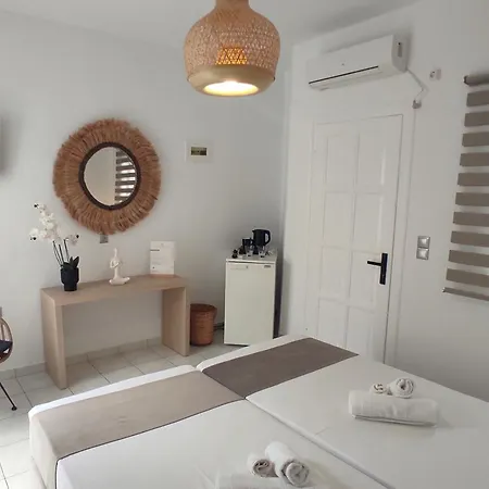 Отель Chrysa House 2*