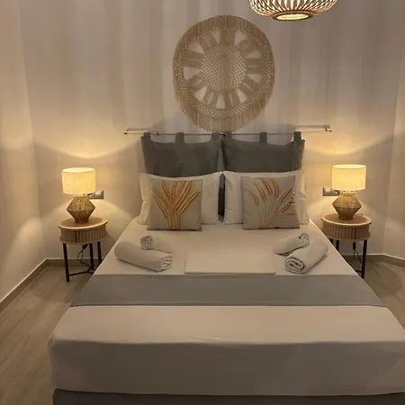 Chrysa House 2* 卡马雷