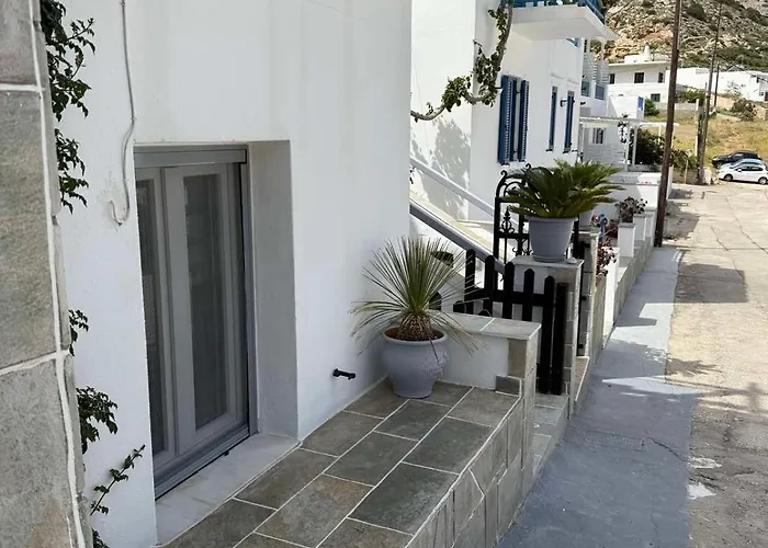 Chrysa House Hotel 2*