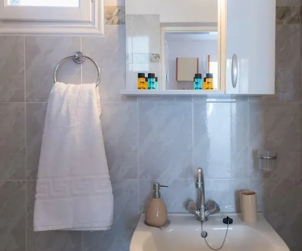 Chrysa House Hotel 2*