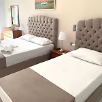 Chrysa House 2* 卡马莱