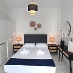 Chrysa House 2*