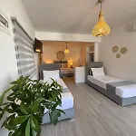 Chrysa House Hotel