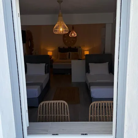Chrysa House Hotel 2*