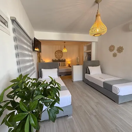 Chrysa House Hotel