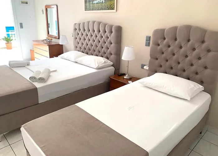 Chrysa House 2* קאמארי