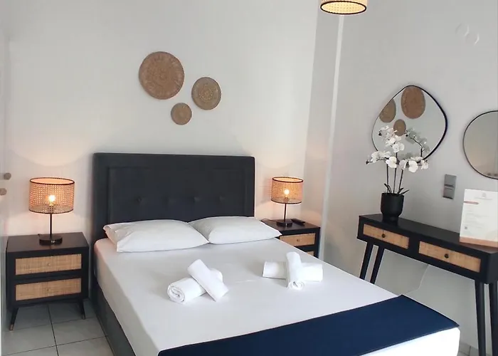 Chrysa House קאמארי