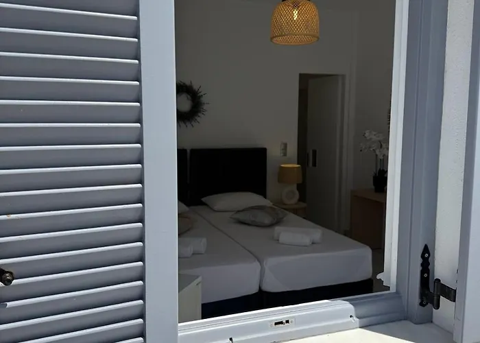 Chrysa House מלון 2*