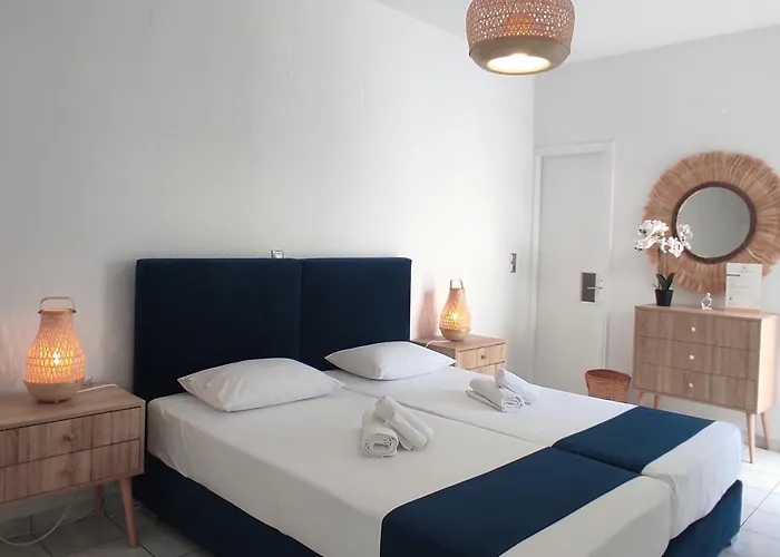 Chrysa House מלון קאמארי