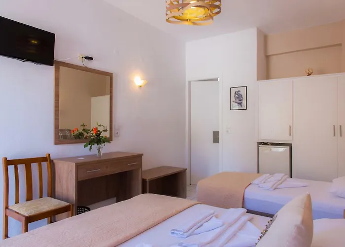 Chrysa House קאמארי